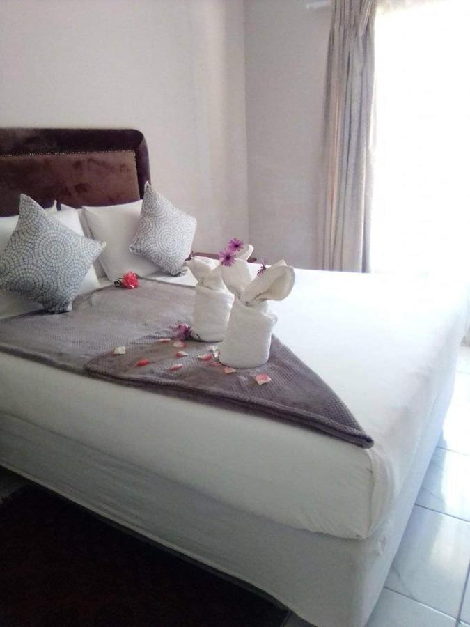Palm Villa Χαράρε Εξωτερικό φωτογραφία